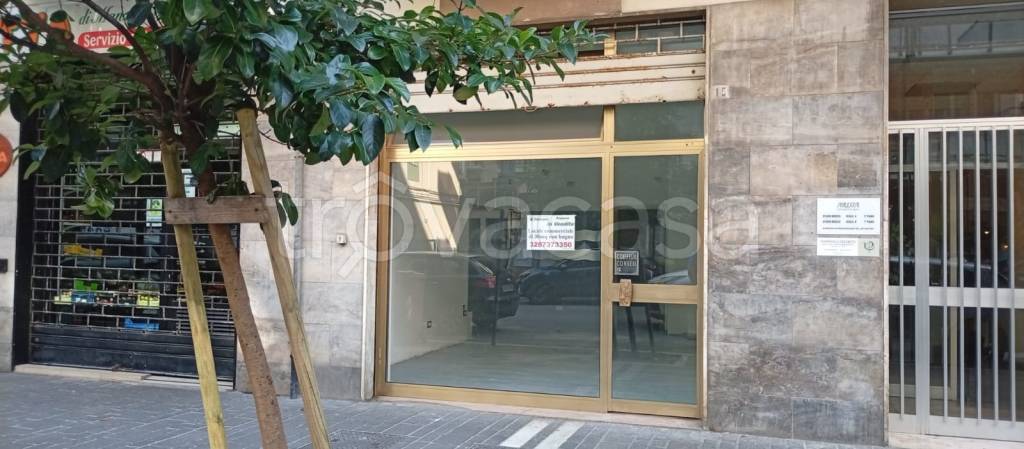 negozio in vendita a Pescara