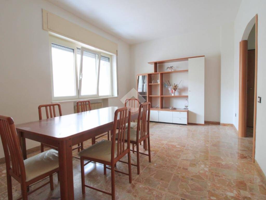 appartamento in vendita a Pescara in zona Porta Nuova