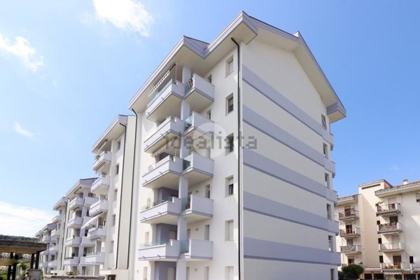 appartamento in vendita a Pescara in zona San Silvestro Spiaggia