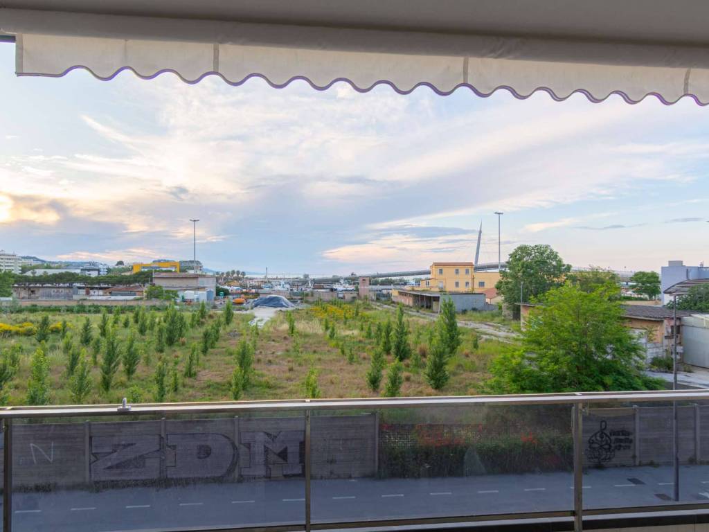 appartamento in vendita a Pescara in zona Porta Nuova