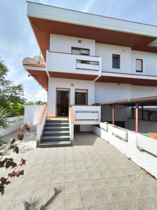 casa indipendente in vendita a Pescara in zona San Silvestro
