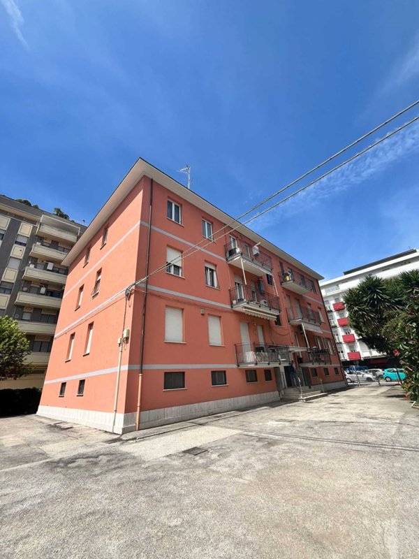 appartamento in vendita a Pescara in zona Stadio