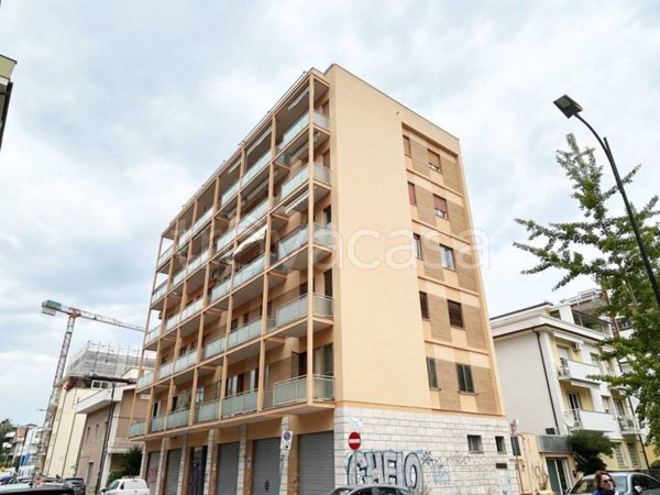 appartamento in vendita a Pescara in zona Duca degli Abruzzi