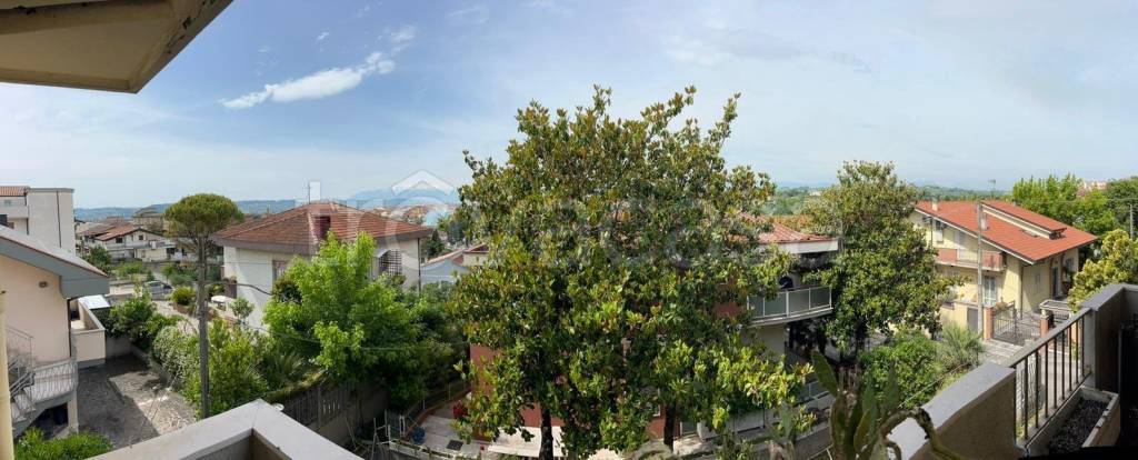 casa indipendente in vendita a Pescara in zona Ospedale