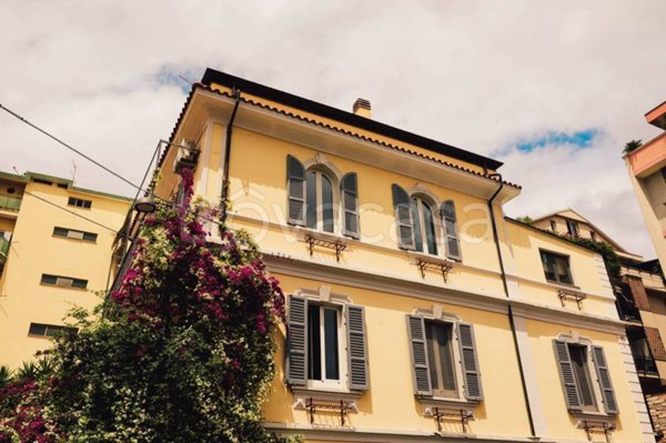 casa indipendente in vendita a Pescara in zona Centro Città