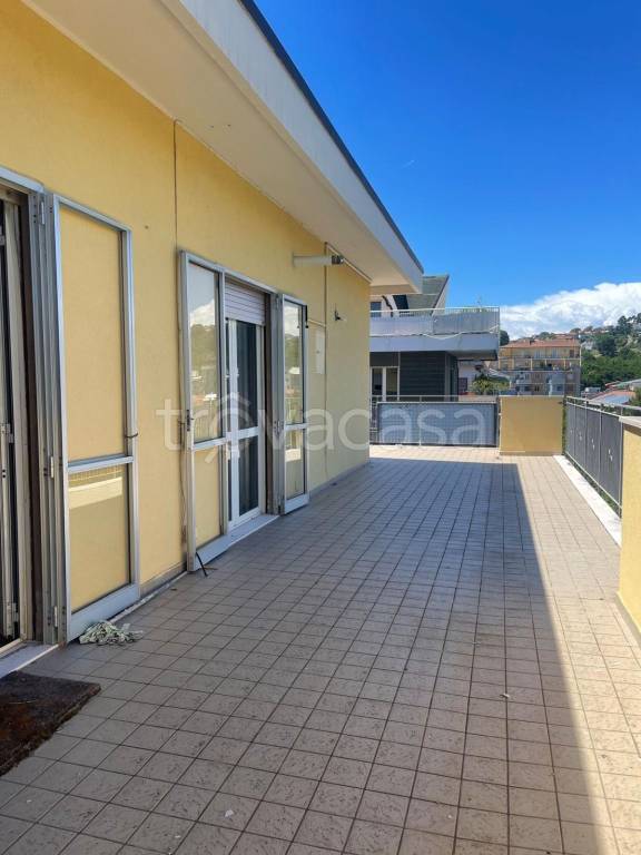 appartamento in vendita a Pescara in zona Duca degli Abruzzi