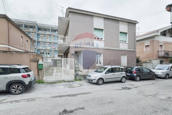 casa indipendente in vendita a Pescara in zona San Donato