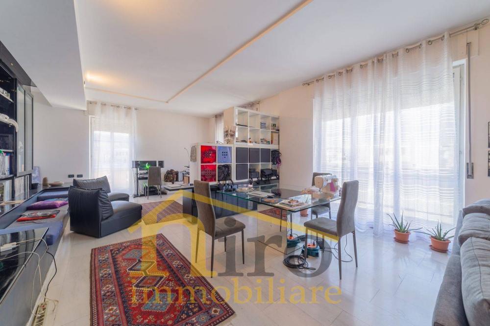 appartamento in vendita a Pescara in zona Centro Città