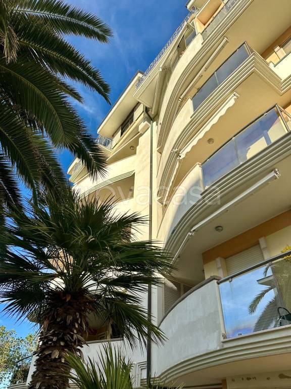 appartamento in vendita a Pescara in zona San Silvestro Spiaggia