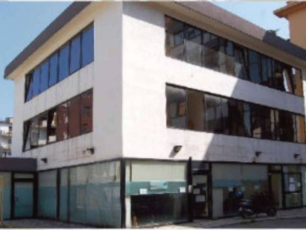 ufficio in vendita a Pescara