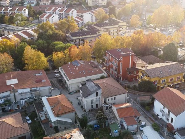 casa indipendente in vendita a Pescara in zona Ospedale