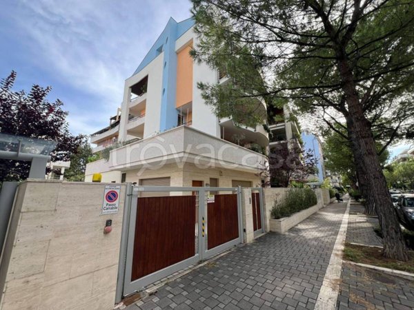 appartamento in vendita a Pescara in zona Kennedy