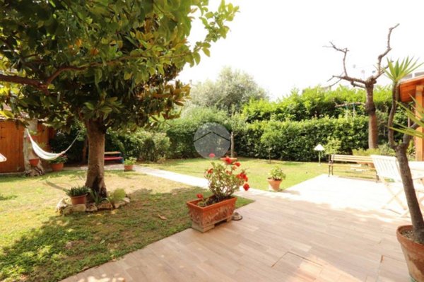 casa indipendente in vendita a Pescara