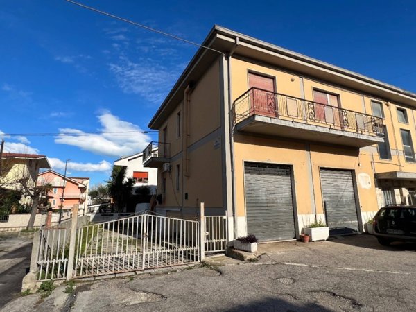 appartamento in vendita a Pescara in zona Fontanelle