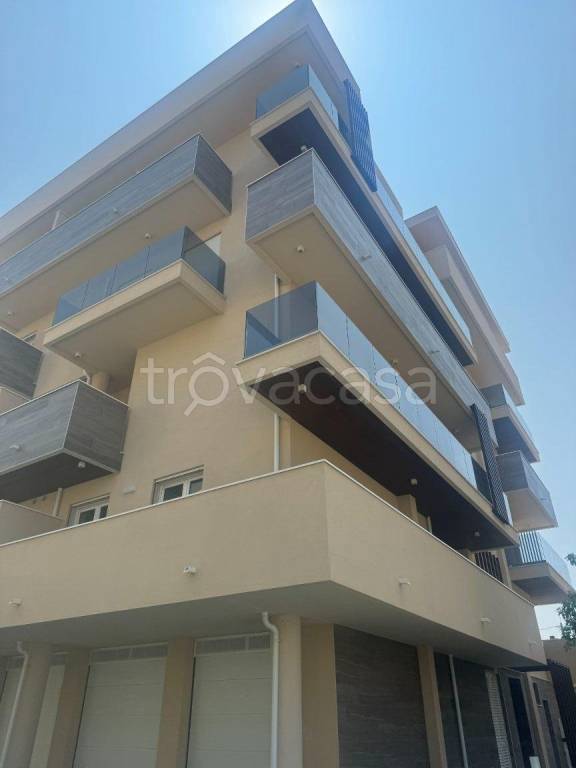 appartamento in vendita a Pescara in zona Porta Nuova
