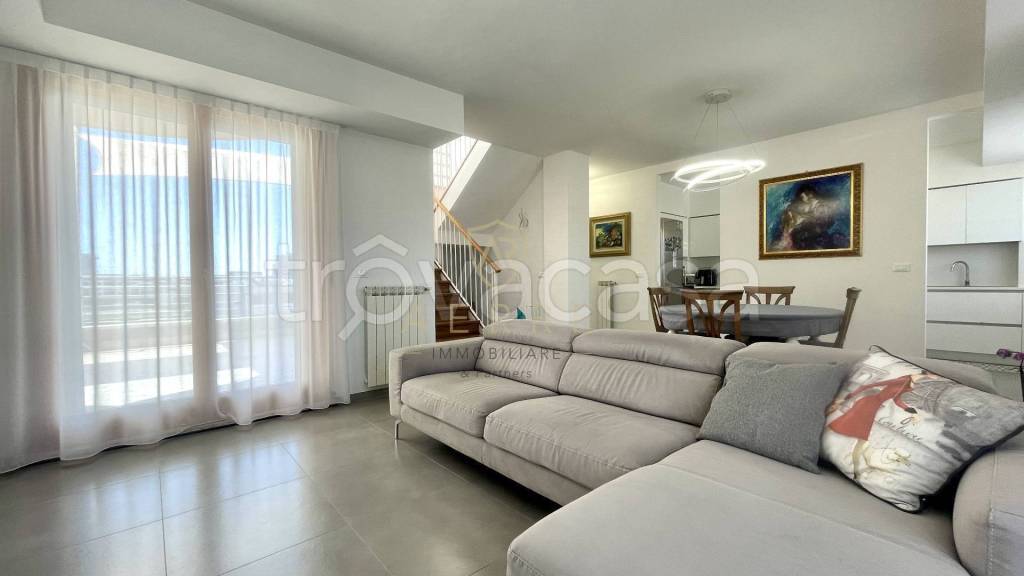 appartamento in vendita a Pescara in zona Porta Nuova