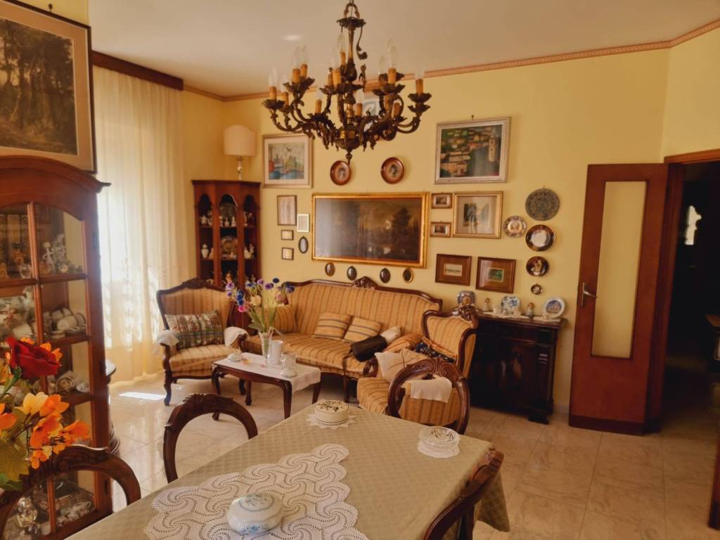 appartamento in vendita a Pescara in zona Centro Città