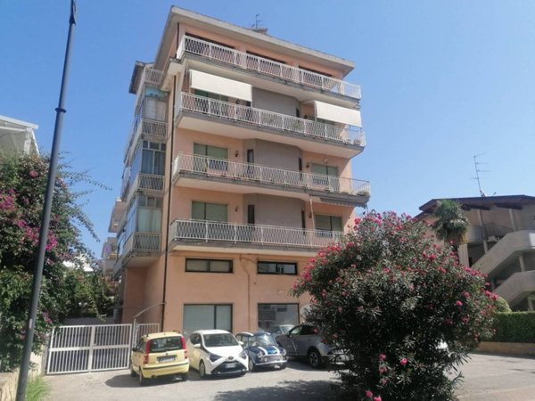 appartamento in vendita a Pescara in zona Centro Città