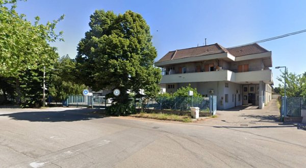 capannone in vendita a Pescara