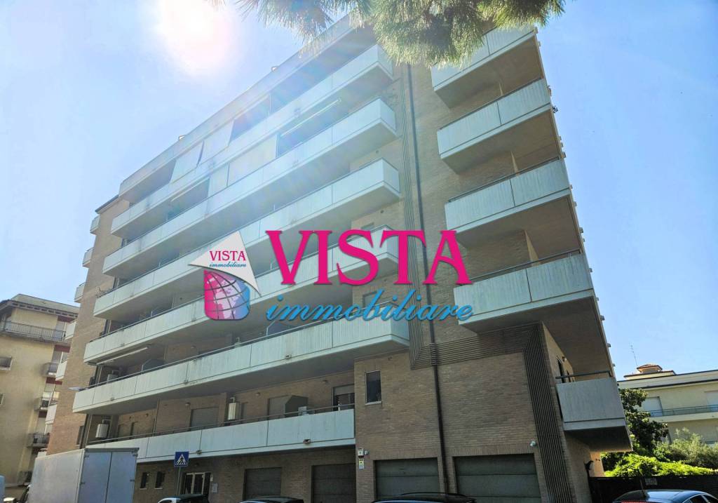 appartamento in vendita a Pescara in zona Porta Nuova