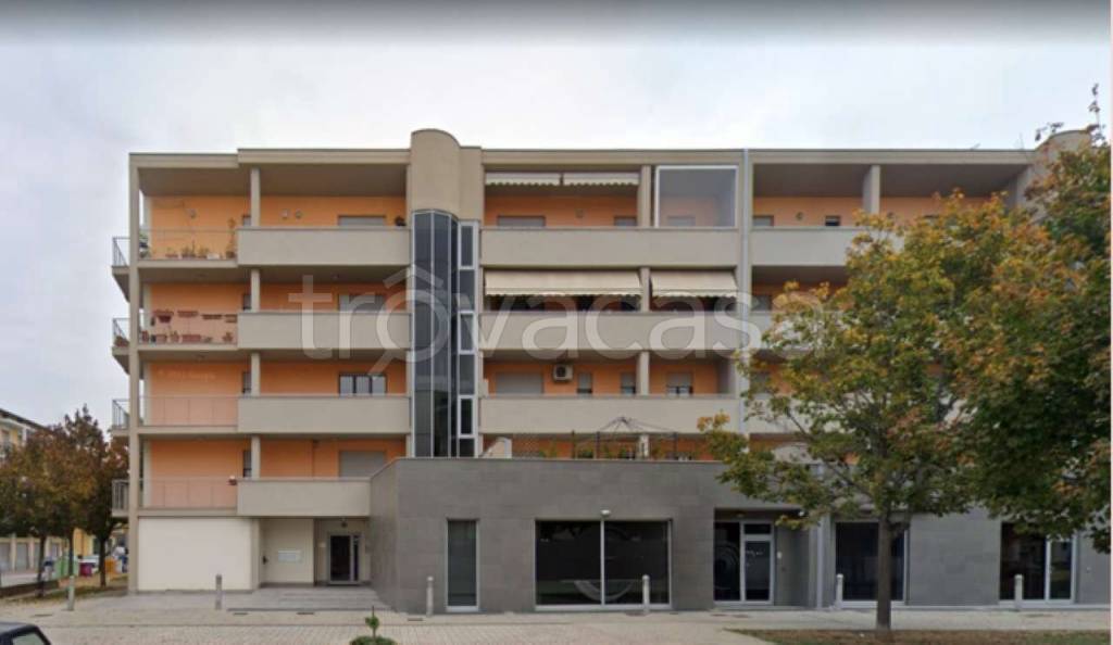 negozio in vendita a Pescara