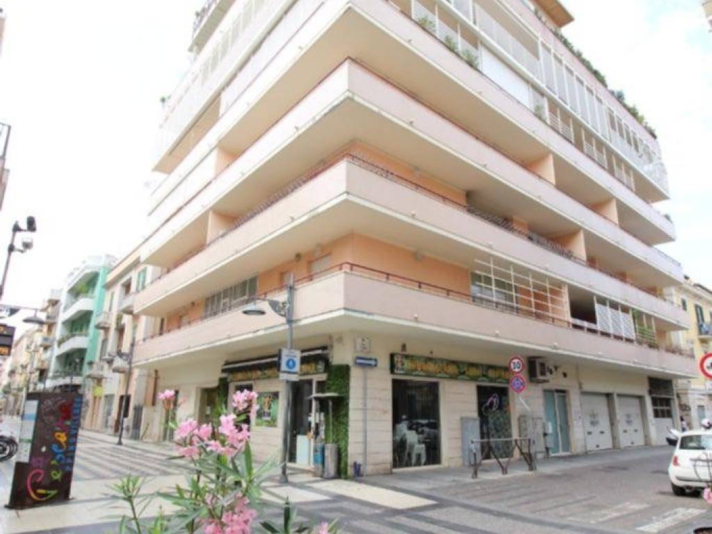 appartamento in vendita a Pescara in zona Centro Città