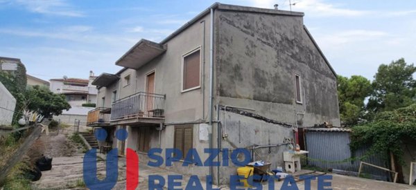 casa indipendente in vendita a Pescara in zona Ospedale