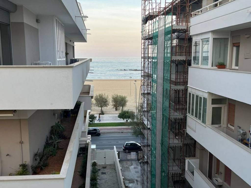 appartamento in vendita a Pescara in zona Castellammare