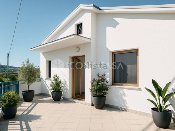 casa indipendente in vendita a Pescara