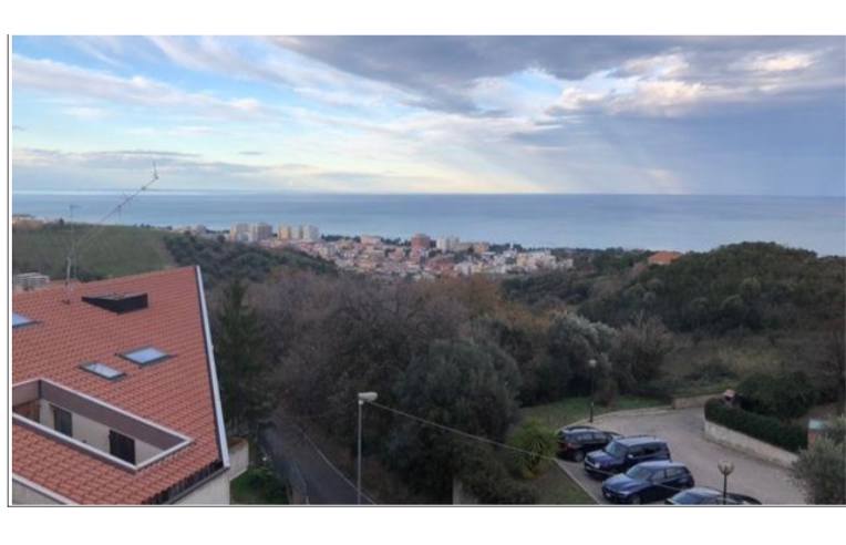 casa indipendente in vendita a Pescara