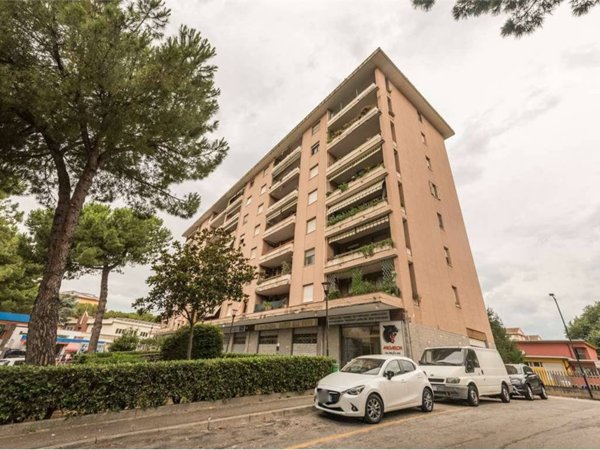 appartamento in vendita a Pescara in zona Colle Innamorati