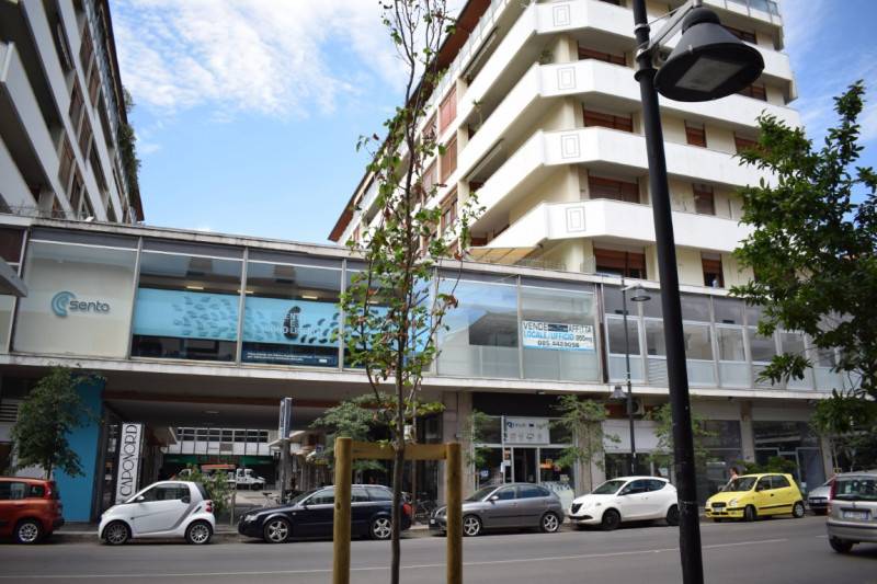 ufficio in vendita a Pescara in zona Centro Città