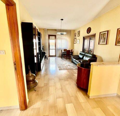 appartamento in vendita a Pescara in zona Centro Città