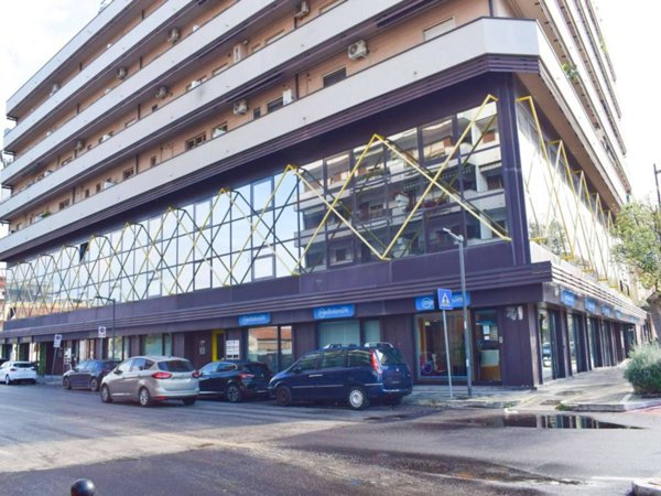 ufficio in vendita a Pescara in zona Stadio