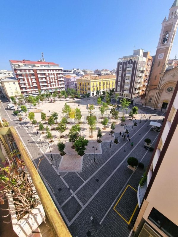 appartamento in vendita a Pescara in zona Centro Città