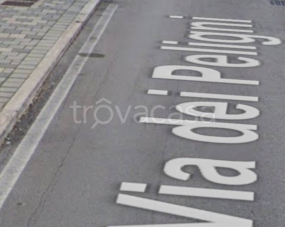 negozio in vendita a Pescara in zona Porta Nuova