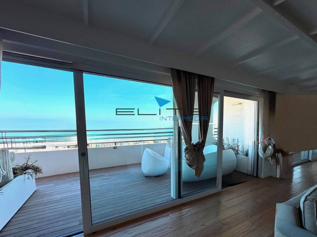 appartamento in vendita a Pescara in zona Centro Città