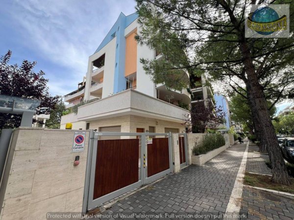 appartamento in vendita a Pescara in zona Kennedy