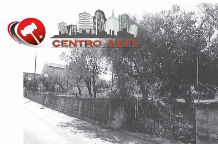 terreno agricolo in vendita a Pescara in zona Colle Innamorati