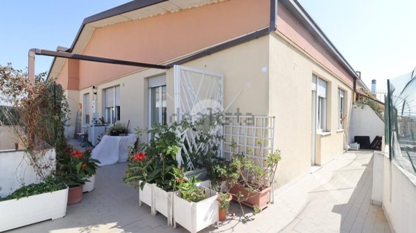 appartamento in vendita a Pescara in zona Centro Città