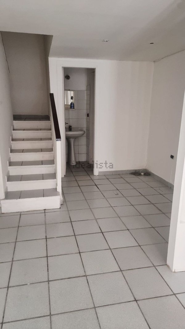 locale commerciale in vendita a Pescara in zona Centro Città