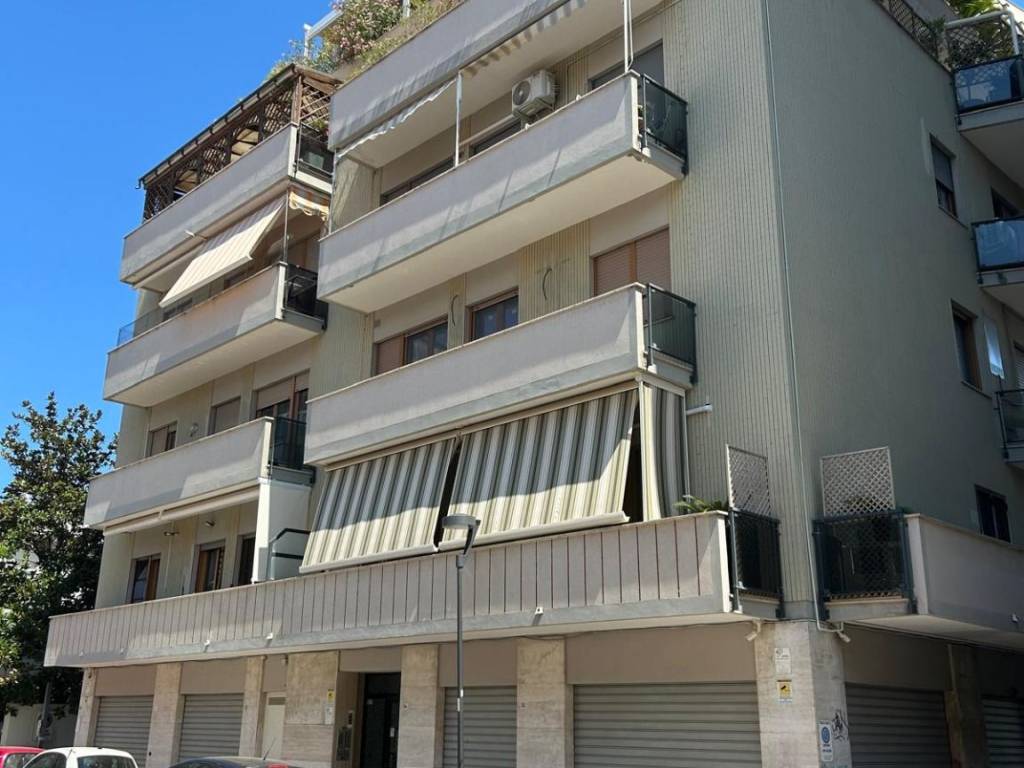 appartamento in vendita a Pescara in zona Centro Città