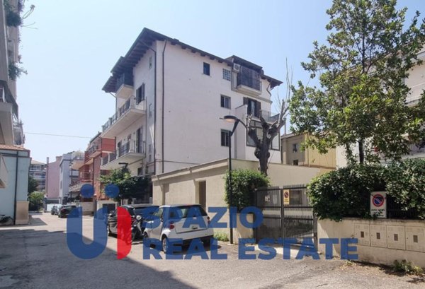 appartamento in vendita a Pescara in zona Centro Città