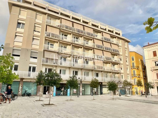 appartamento in vendita a Pescara in zona Porta Nuova