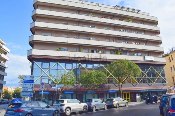ufficio in vendita a Pescara