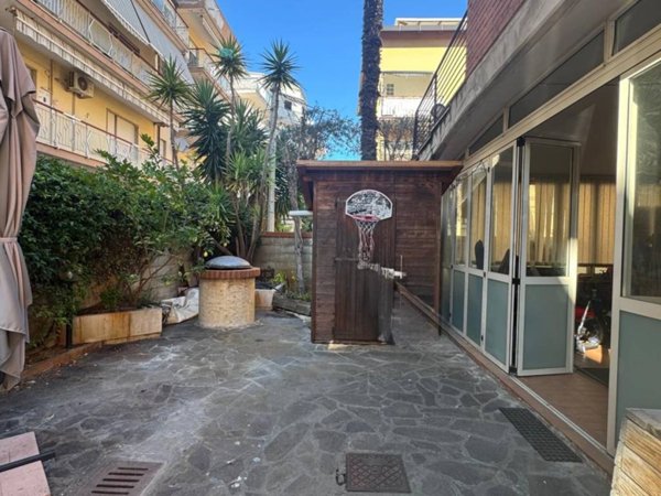 appartamento in vendita a Pescara in zona Porta Nuova