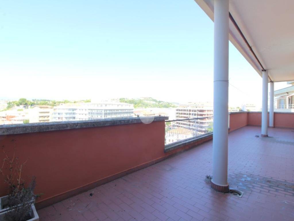 appartamento in vendita a Pescara in zona Centro Città
