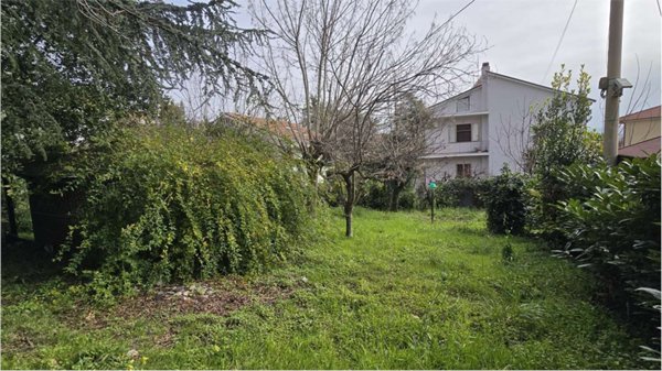 casa indipendente in vendita a Pescara in zona Colli Madonna