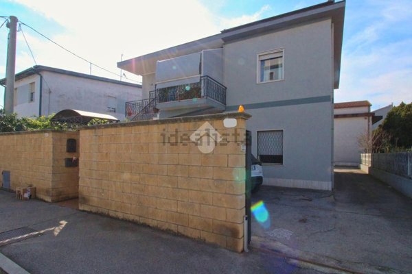 appartamento in vendita a Pescara in zona Castellammare