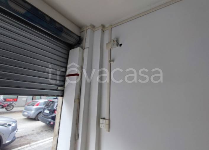 locale commerciale in vendita a Pescara in zona Duca degli Abruzzi